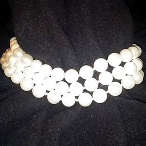 3 strand fresh water pearl neacklace